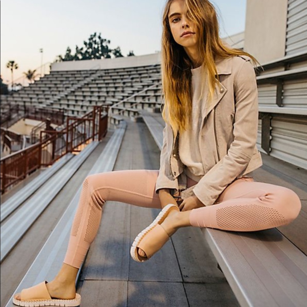 NeW Free People high-rise self-hem leggings